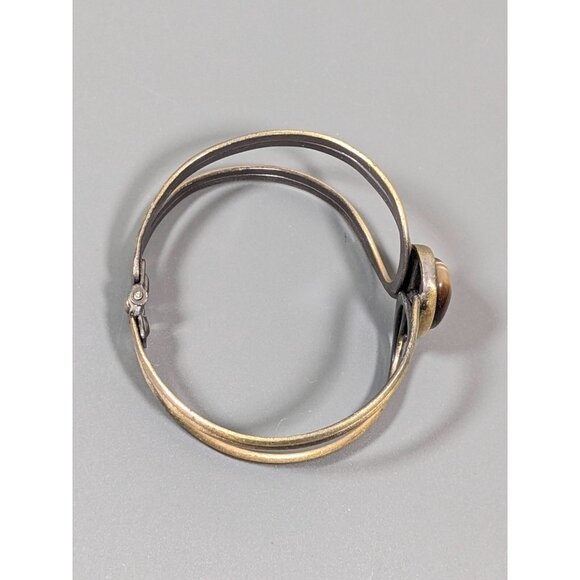 Beachy Coastal Bronze Tone Brown Cats Eye Oval Glass Cabochon Hinge Bracelet 7" - Picture 2 of 8